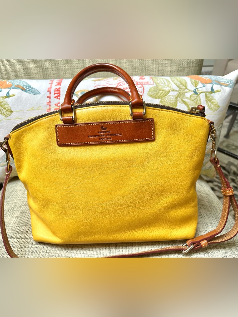 Classic Dooney and Bourke Vacchetta Leather Satchel - Picture 2 of 16